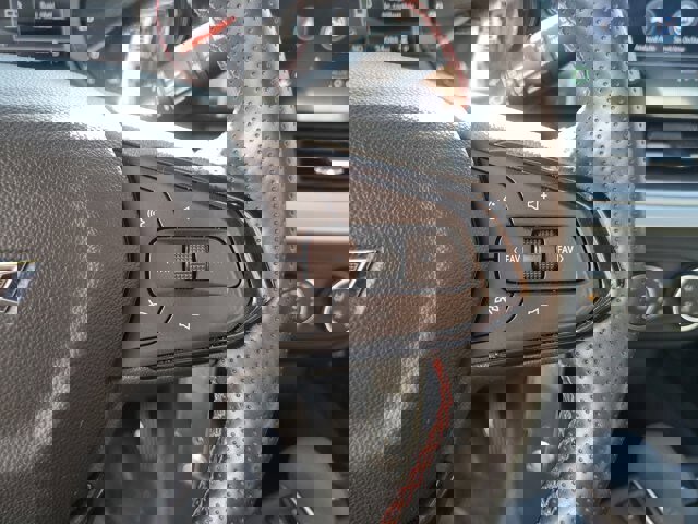 Used 2024 Chevrolet Trax RS image 30