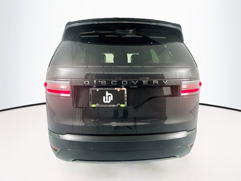 New 2025 Land Rover Discovery Dynamic SE image 6