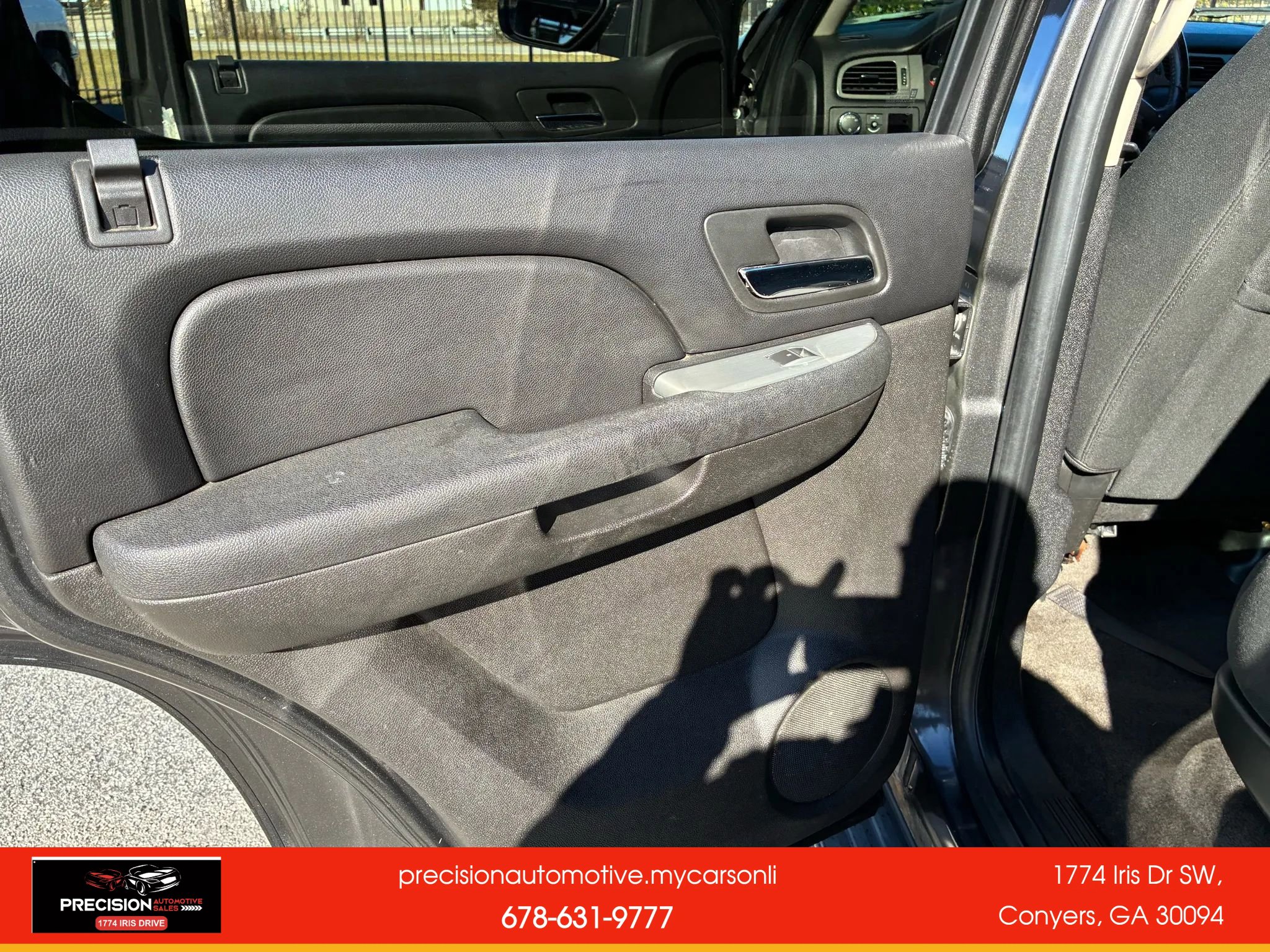 Used 2010 Chevrolet Tahoe LS image 25