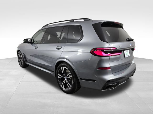 Used 2025 BMW X7 M60i AWD/4WD image 5