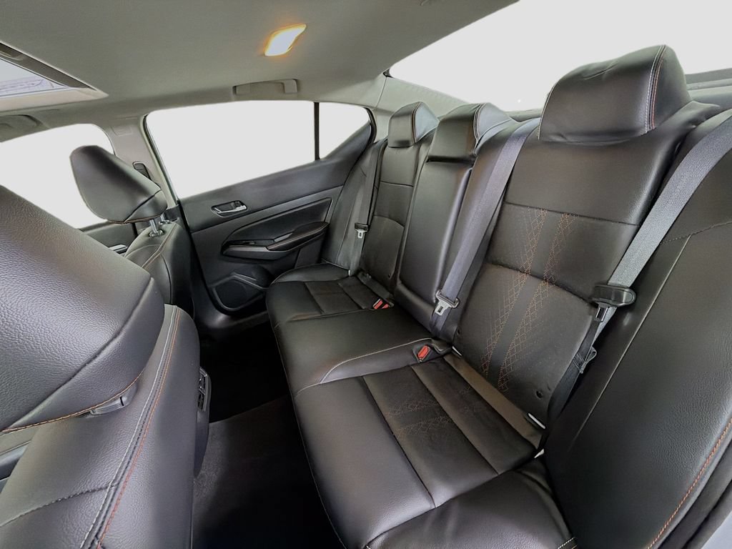 Used 2024 Nissan Altima 2.0 SR FWD image 27