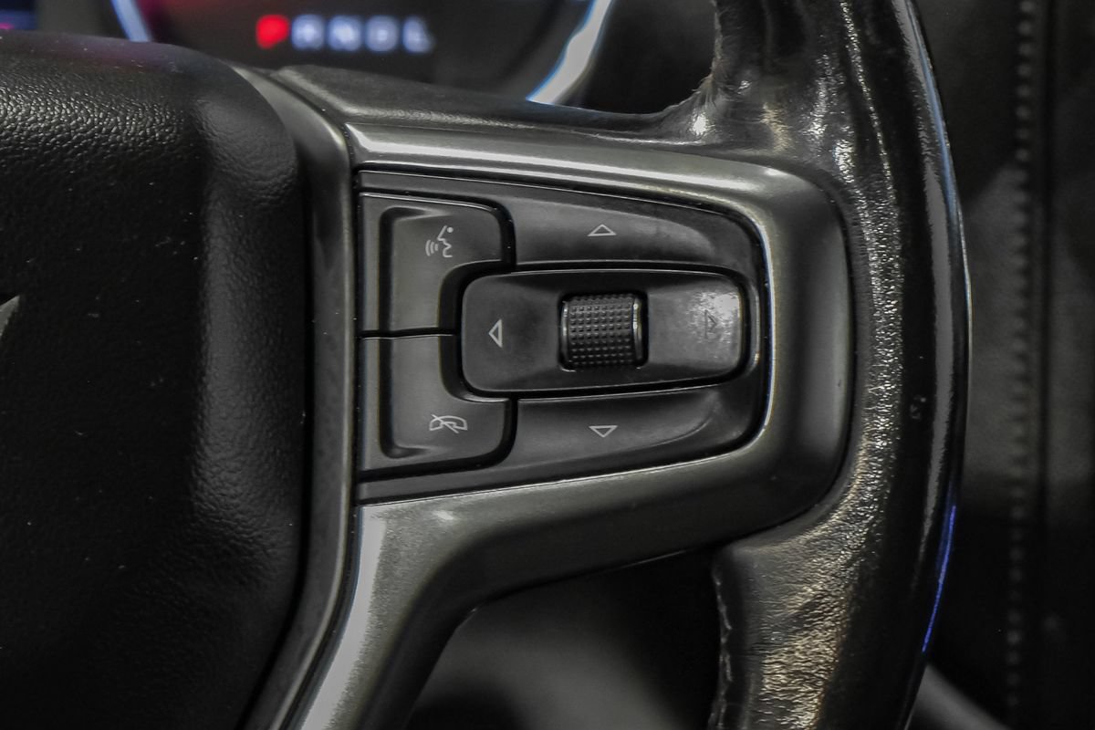 Used 2019 Chevrolet Silverado 1500 RST AWD/4WD image 17