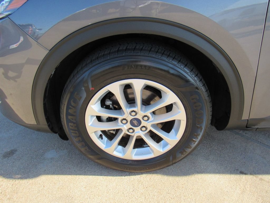 Certified 2021 Ford Escape SE w/ Convenience Package FWD image 10