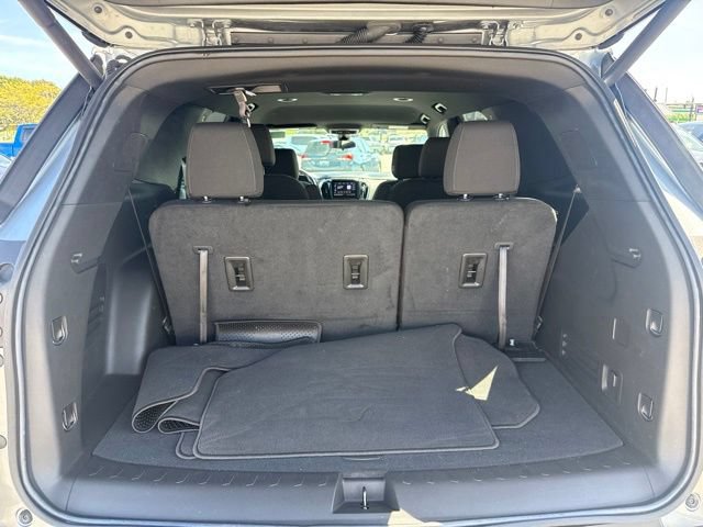 Used 2023 Chevrolet Traverse LT FWD image 31