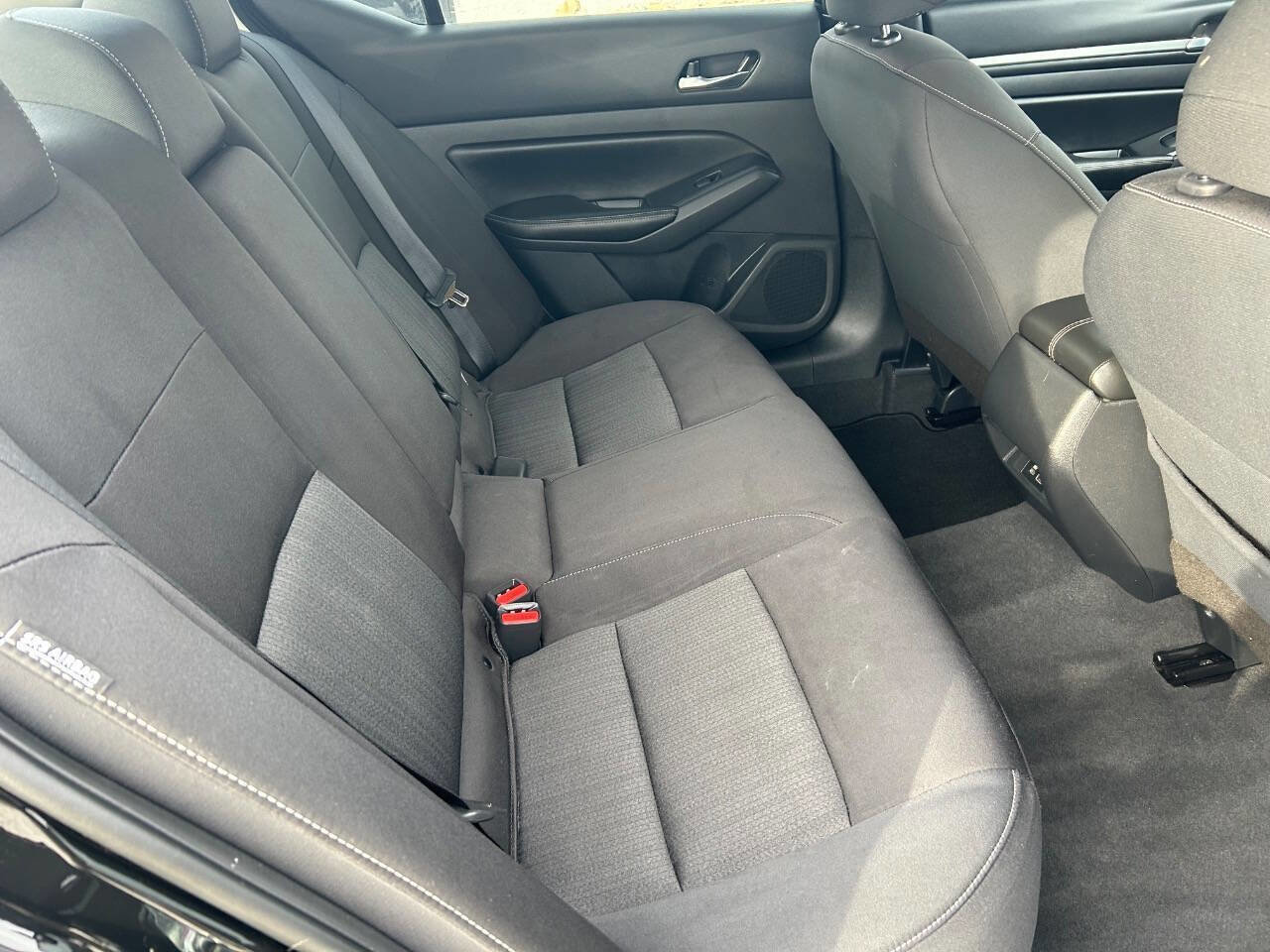 Used 2022 Nissan Altima 2.5 SV image 18