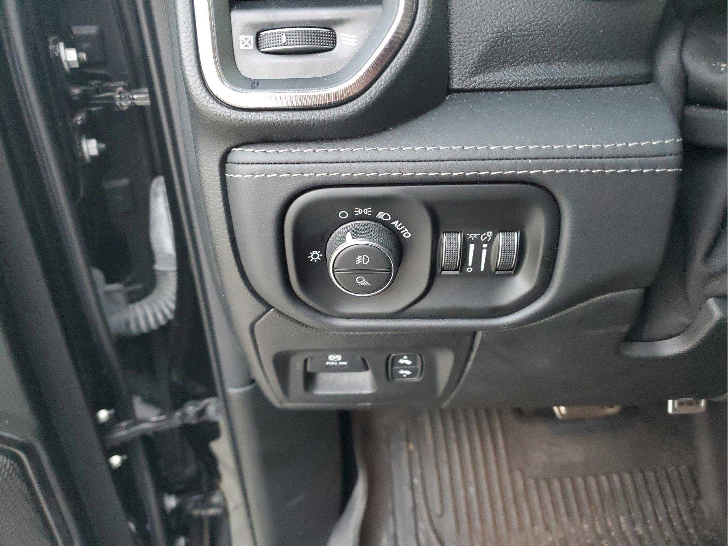 Used 2022 RAM 1500 TRX w/ TRX Level 1 Equipment Group image 27