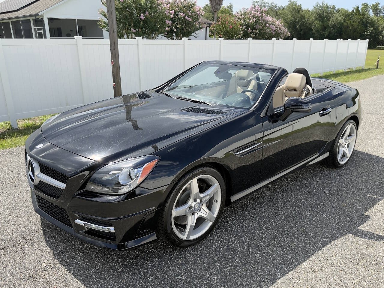 Used 2013 Mercedes-Benz SLK 250 image 1