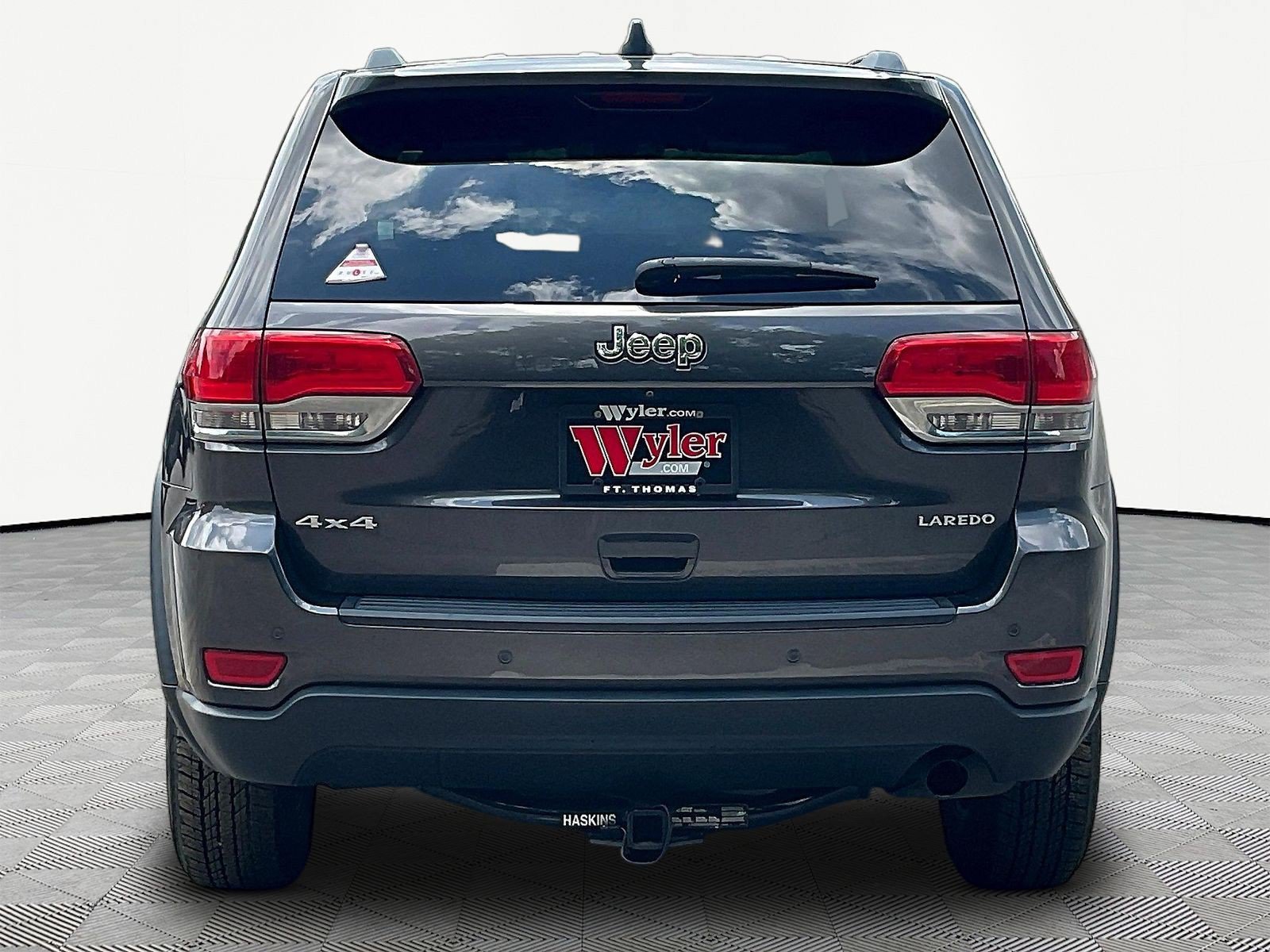Used 2016 Jeep Grand Cherokee Laredo w/ Quick Order Package 23E AWD/4WD image 5