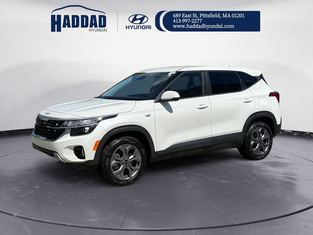Used 2025 Kia Seltos LX AWD/4WD image 1