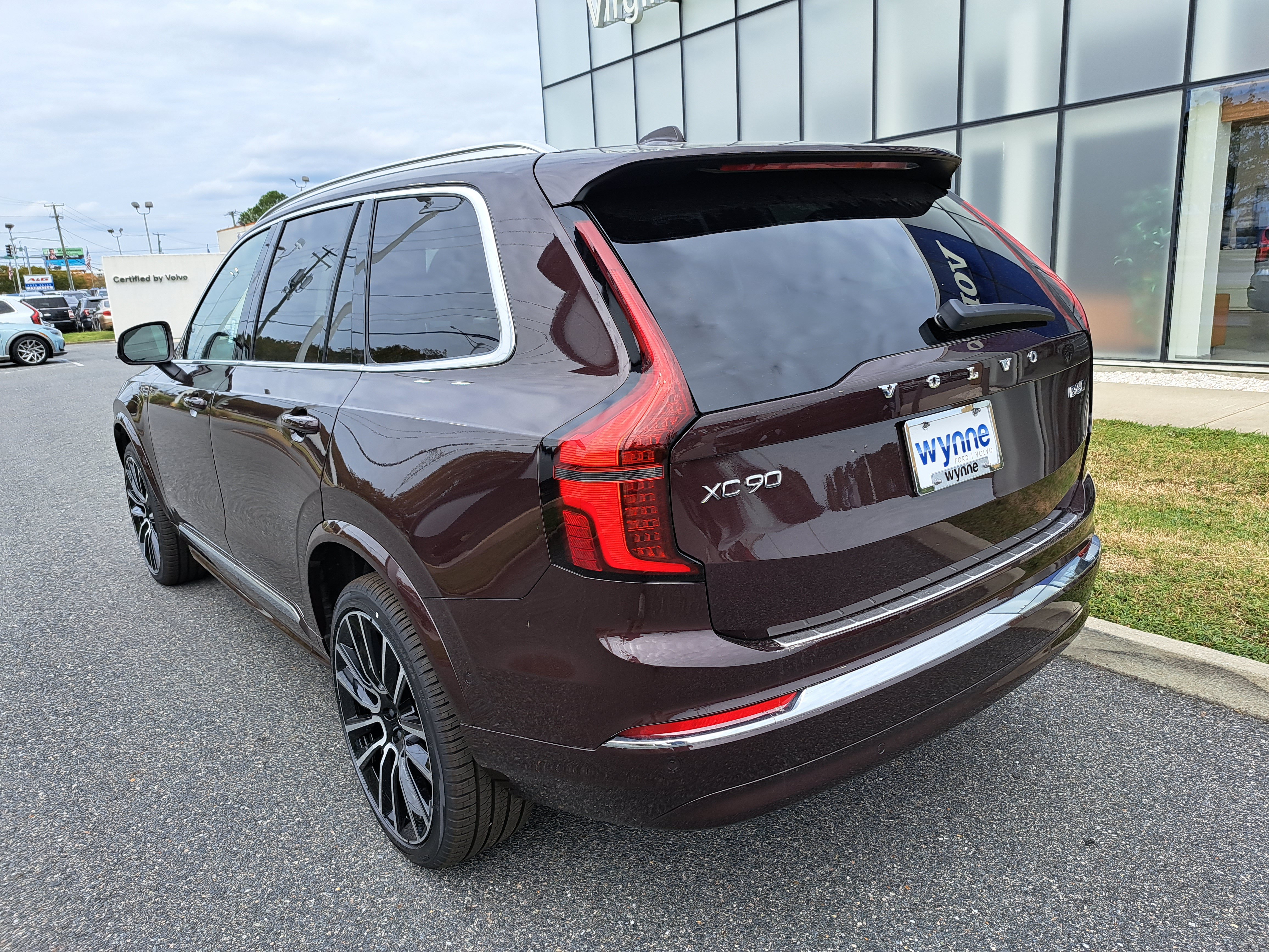 New 2027 Volvo XC90 B6 Plus AWD/4WD image 4