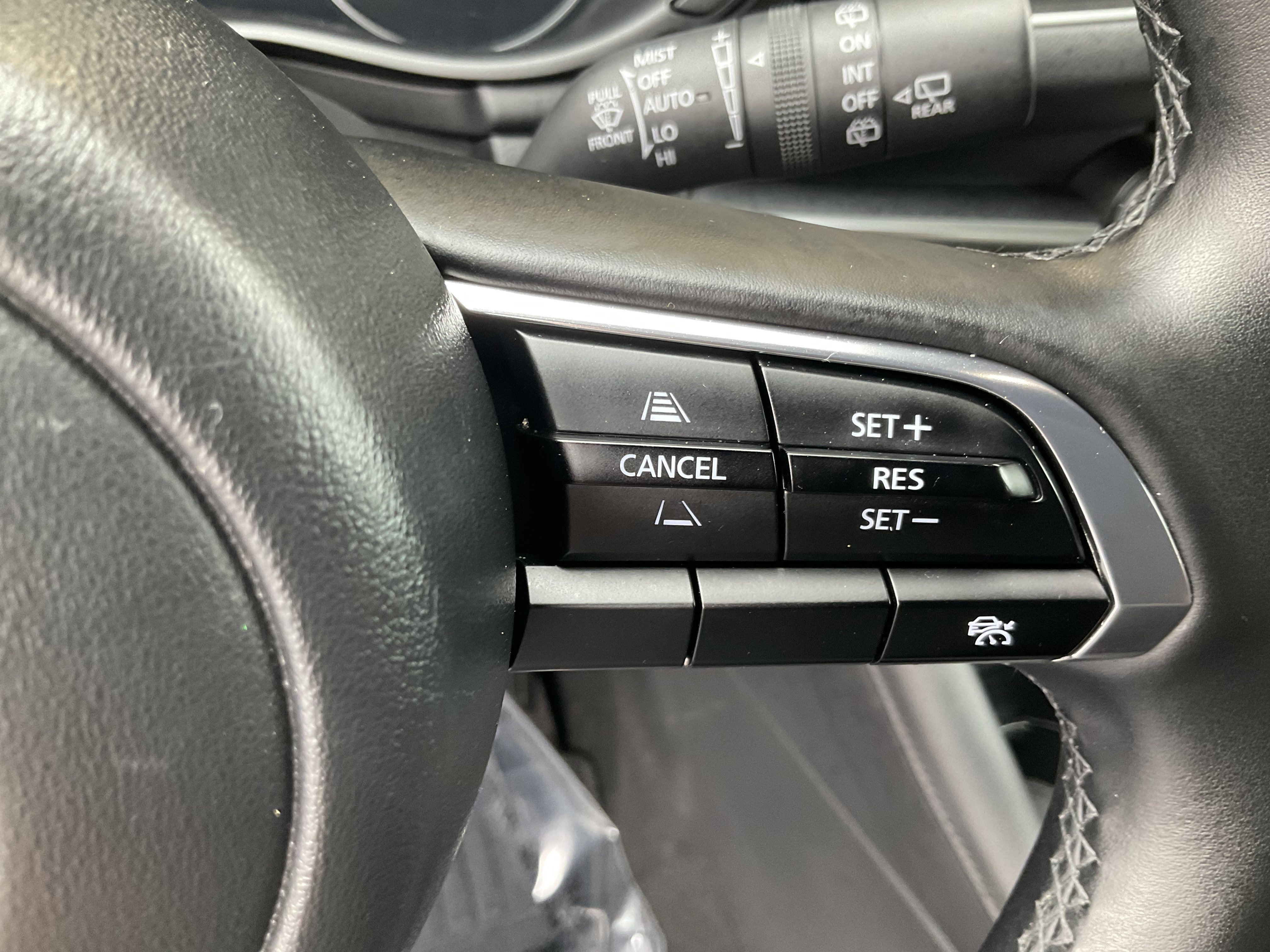 Used 2024 MAZDA MAZDA3 s FWD image 32