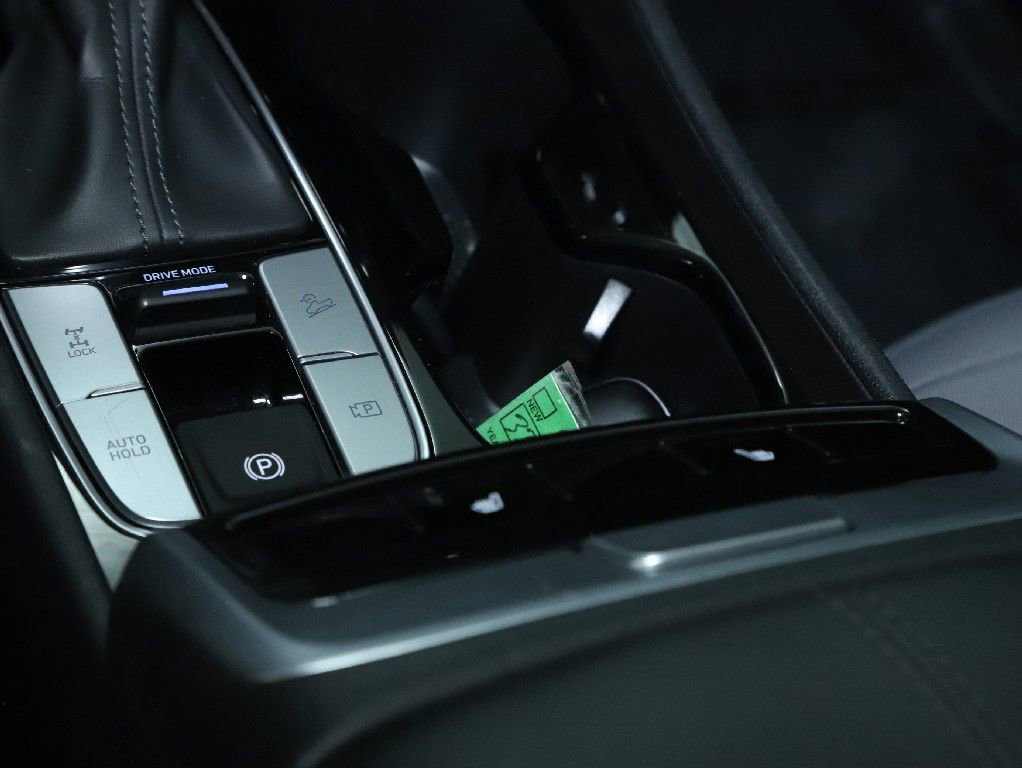 Used 2022 Hyundai Santa Cruz SEL w/ Cargo Package image 26