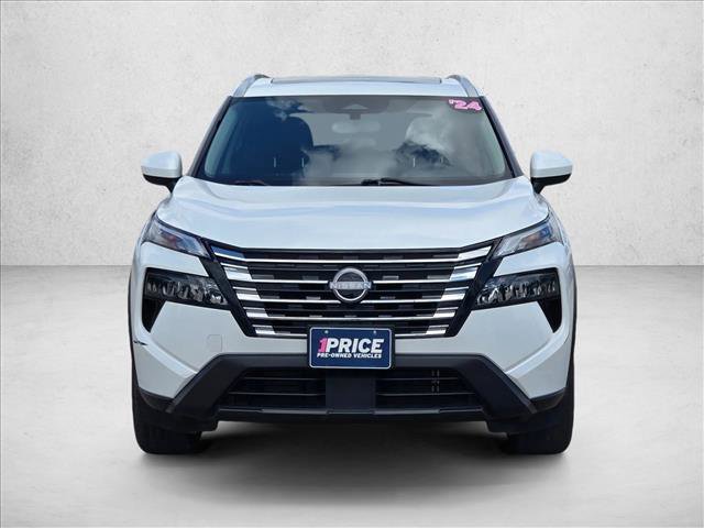 Used 2024 Nissan Rogue SV w/ SV Premium Package FWD image 2