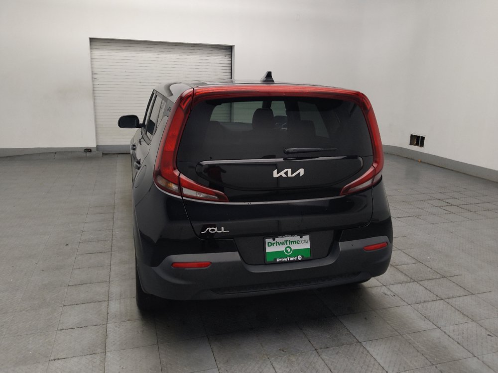 Used 2022 Kia Soul LX FWD image 6