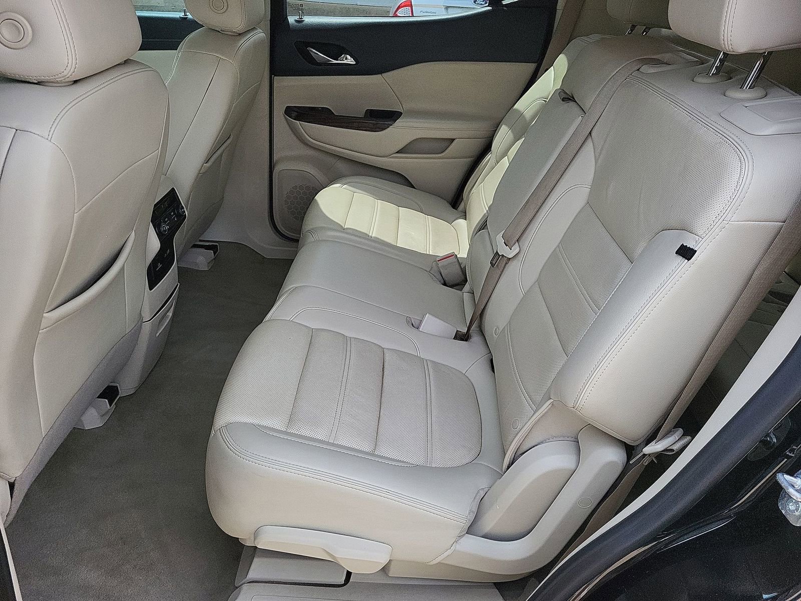 Certified 2023 GMC Acadia Denali image 25