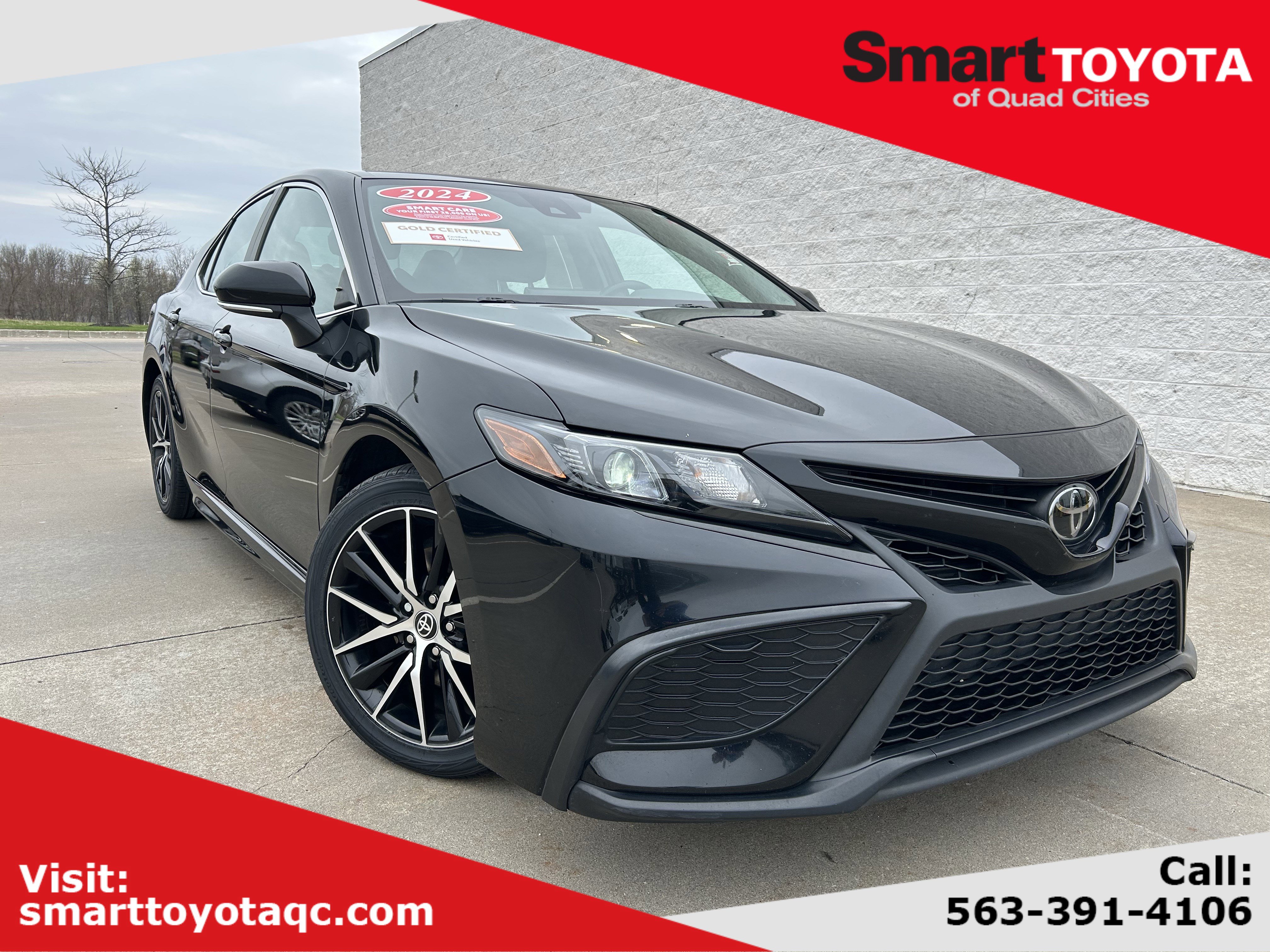 Certified 2024 Toyota Camry SE FWD image 1