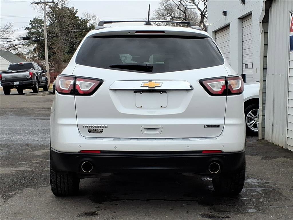 Used 2017 Chevrolet Traverse Premier image 4