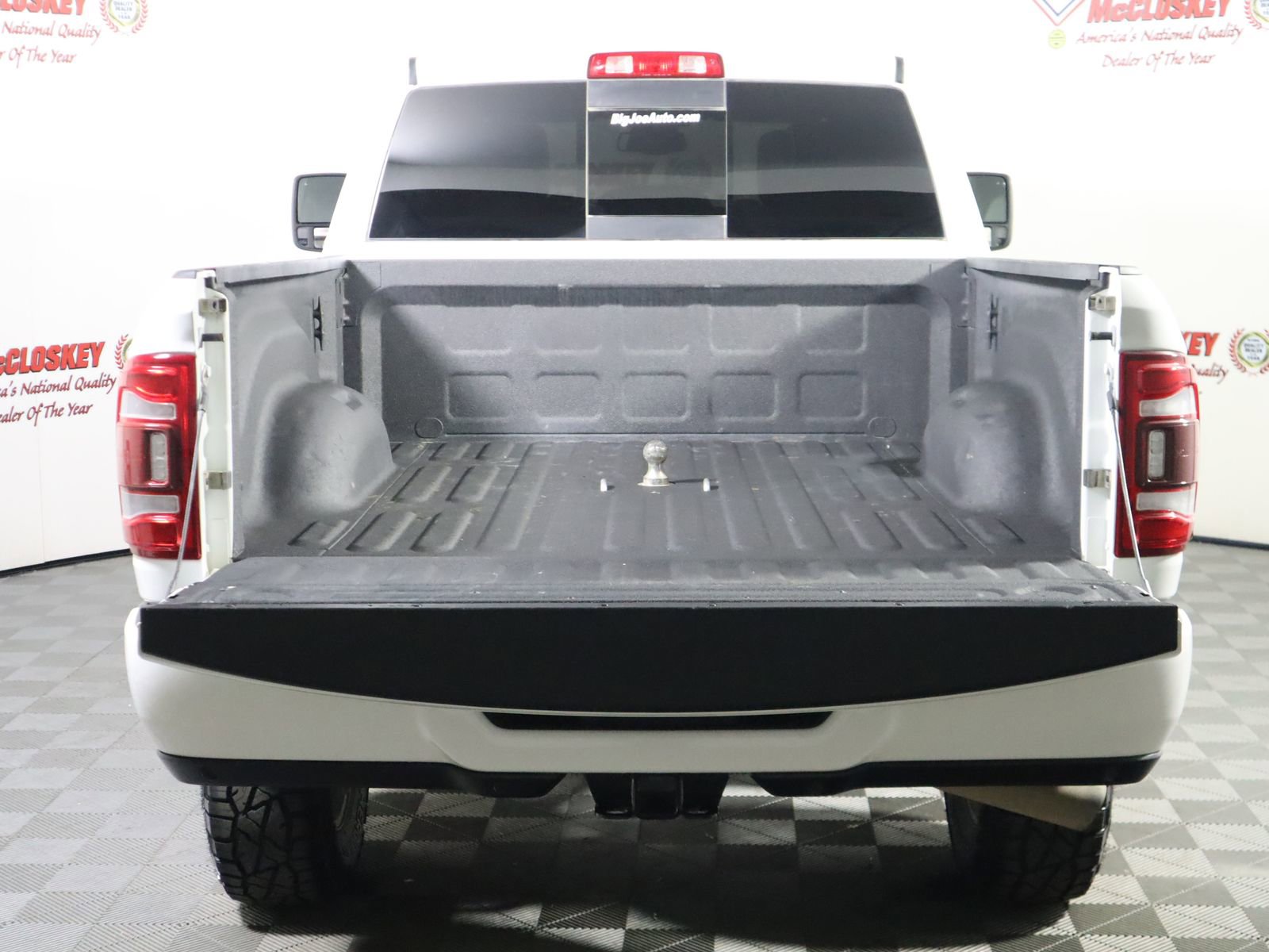 Used 2024 RAM 2500 Laramie w/ Cold Weather Group image 8