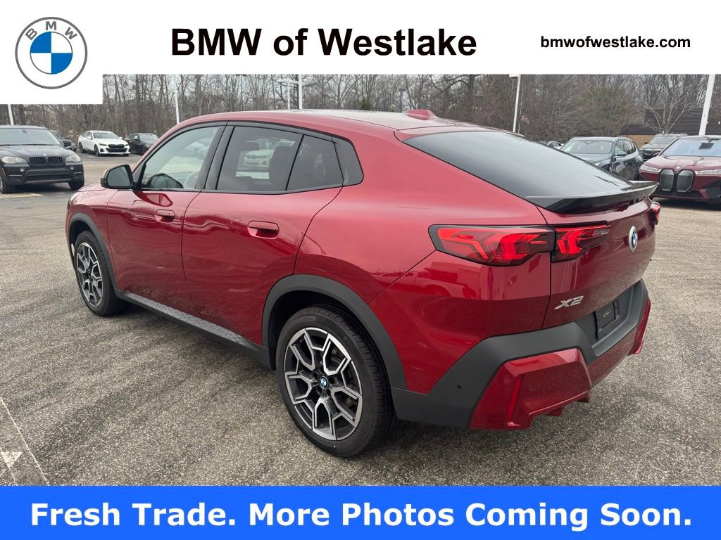 Certified 2025 BMW X2 xDrive28i image 3