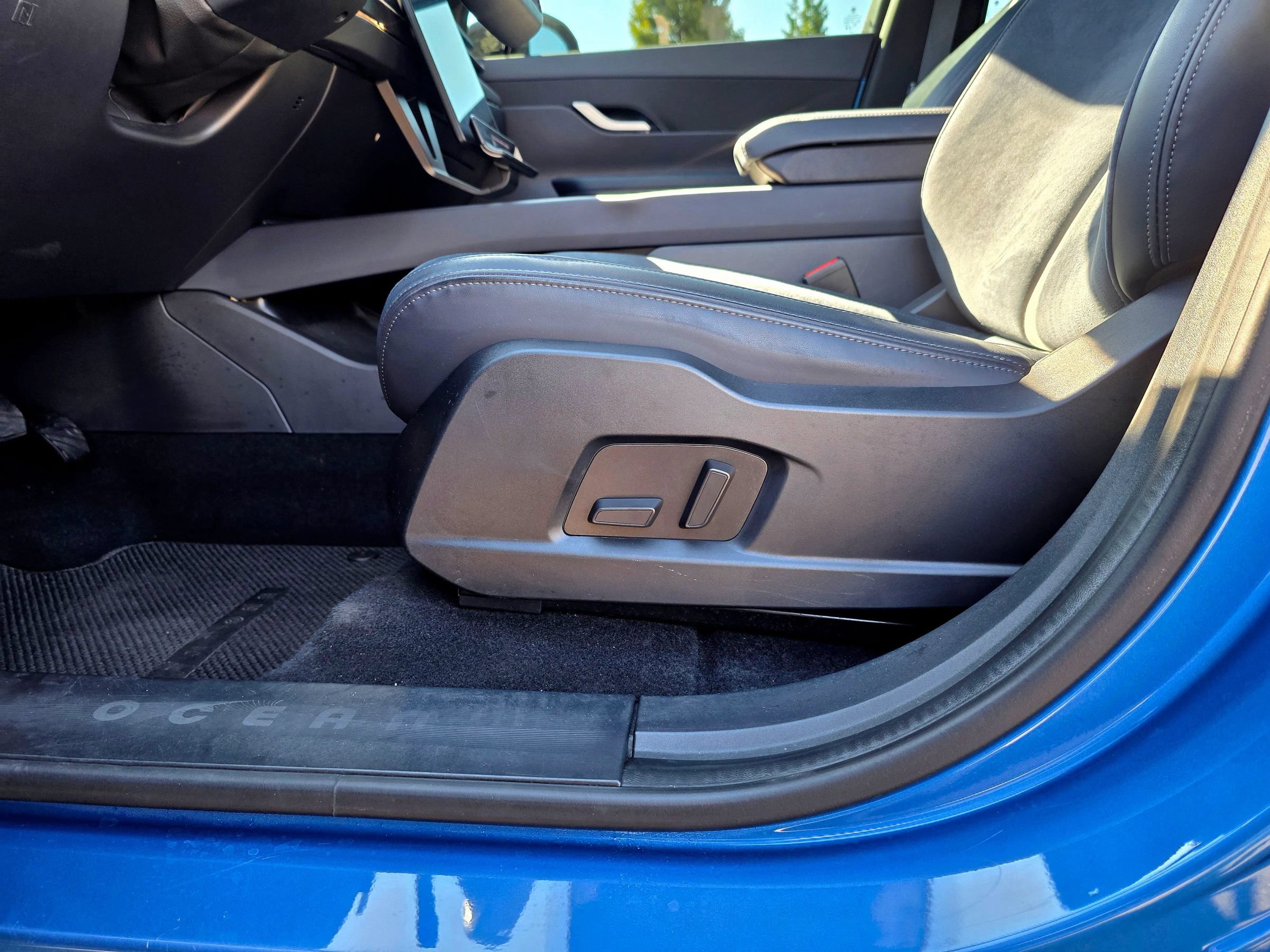 Used 2023 Fisker Ocean One AWD/4WD image 43