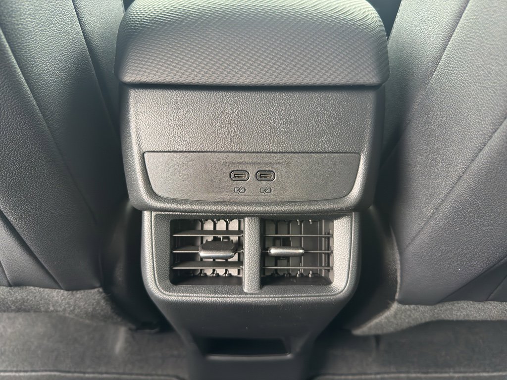 New 2026 Chevrolet Equinox LT w/ Convenience Package II image 21