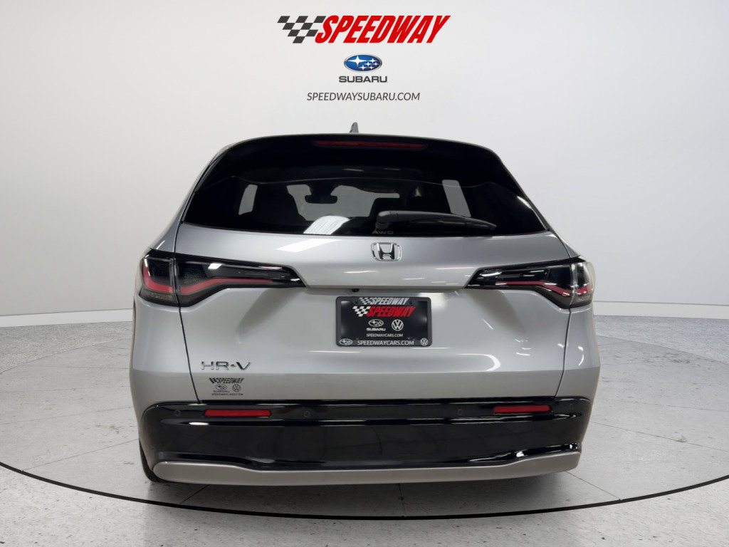 Used 2025 Honda HR-V EX-L image 8