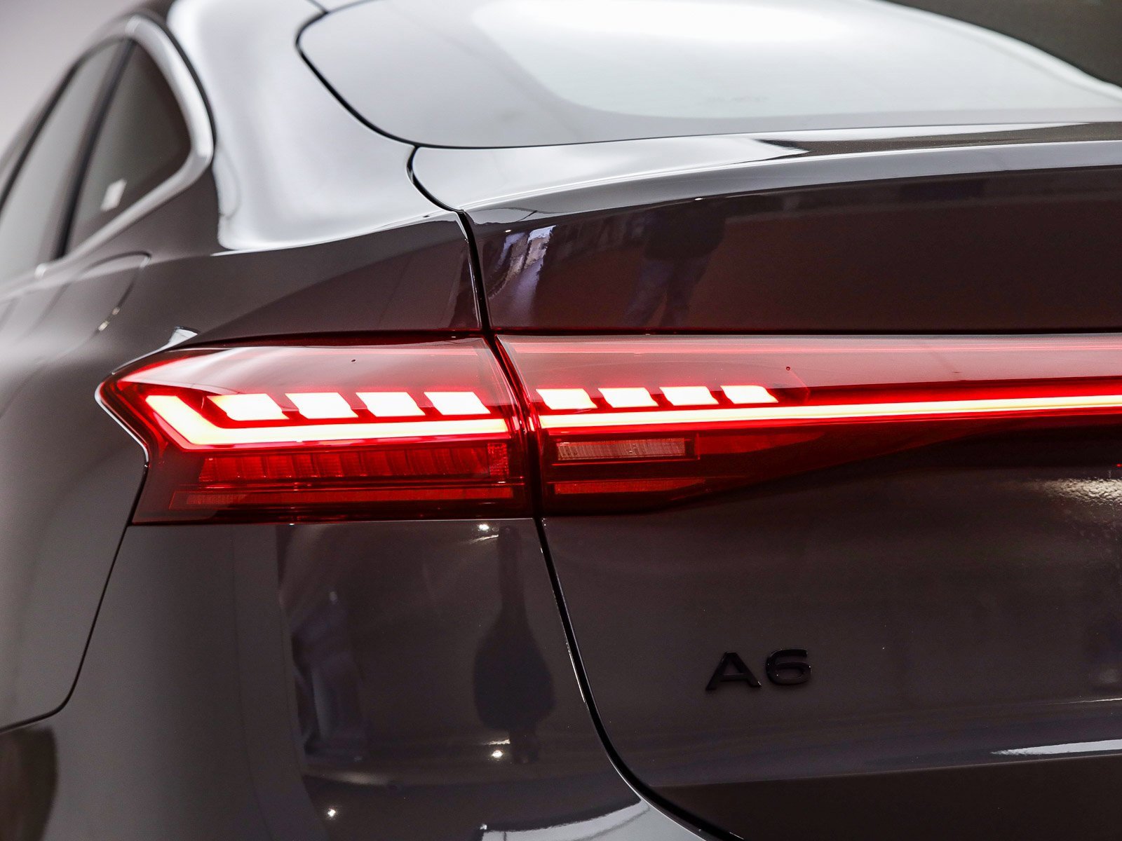 New 2025 Audi A6 e-tron Premium Plus image 11