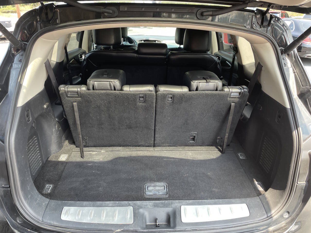 Used 2013 INFINITI JX35 AWD image 7