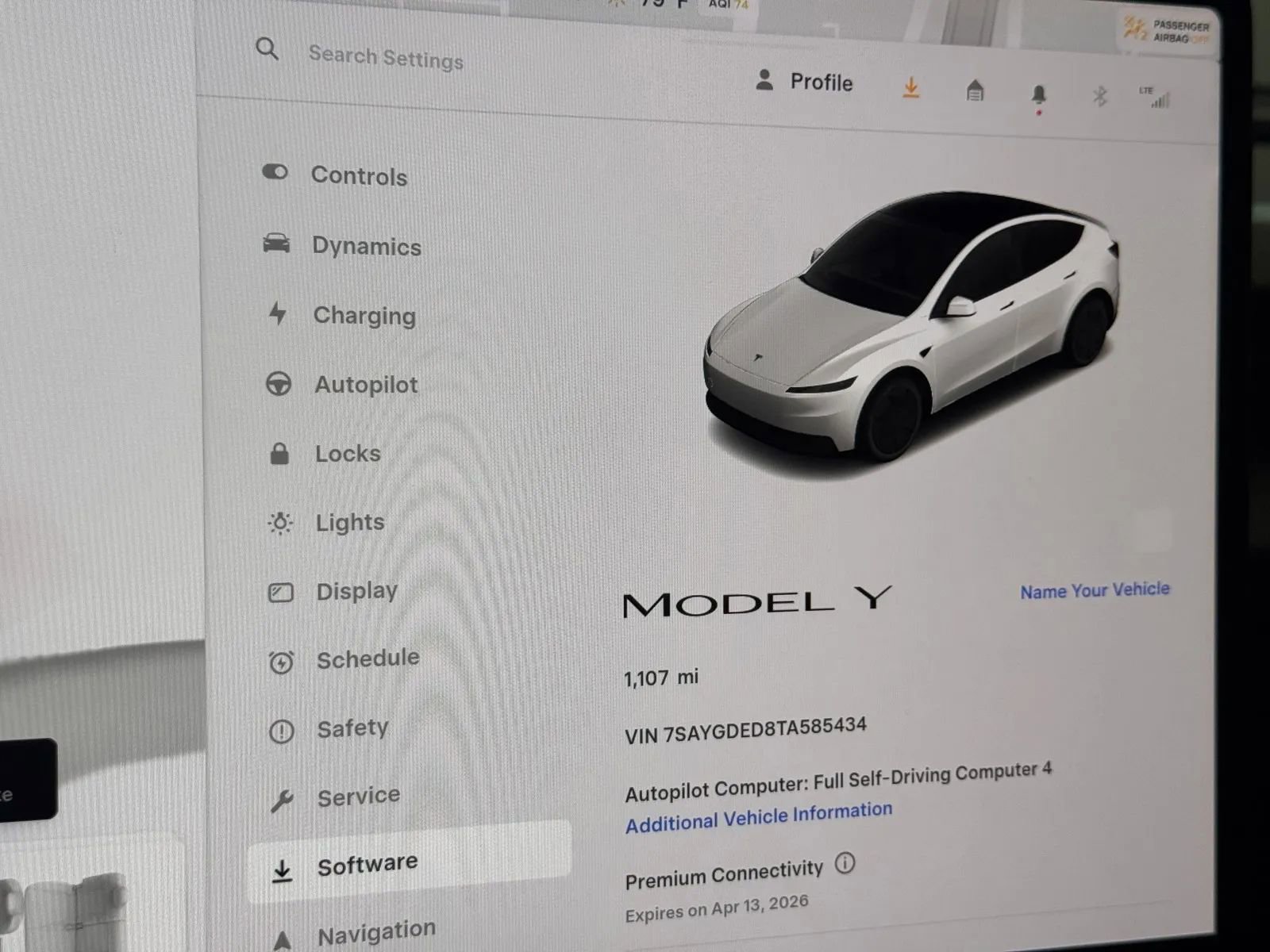 Used 2026 Tesla Model Y Long Range image 16