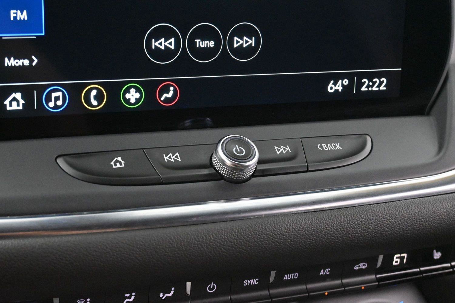 Used 2025 Chevrolet Blazer LT AWD/4WD image 28