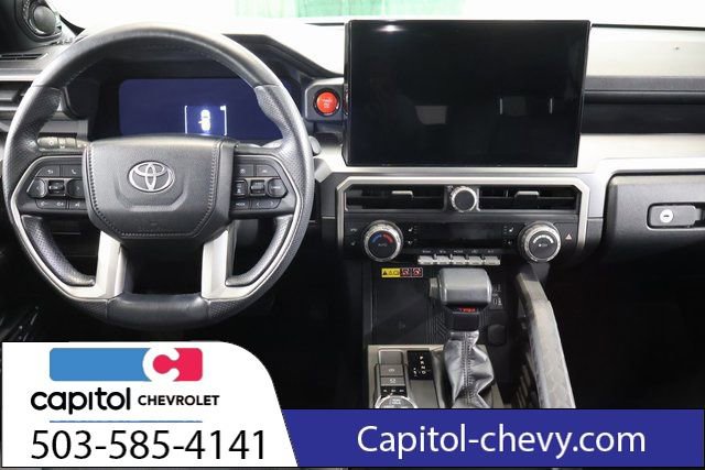 Used 2025 Toyota 4Runner TRD Off-Road Premium AWD/4WD image 14
