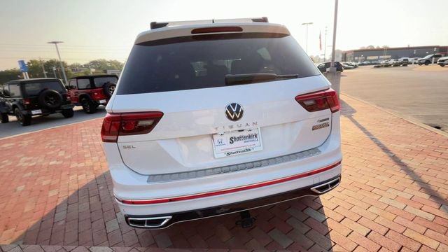 Used 2022 Volkswagen Tiguan SEL R-Line AWD/4WD image 8