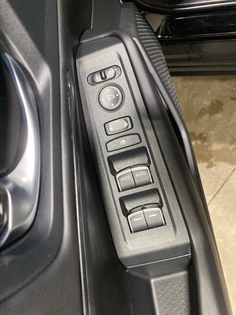 Certified 2023 Honda Accord EX image 21