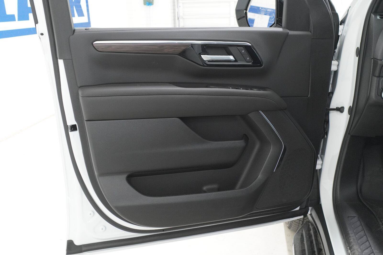 New 2026 Chevrolet Tahoe LS RWD image 23