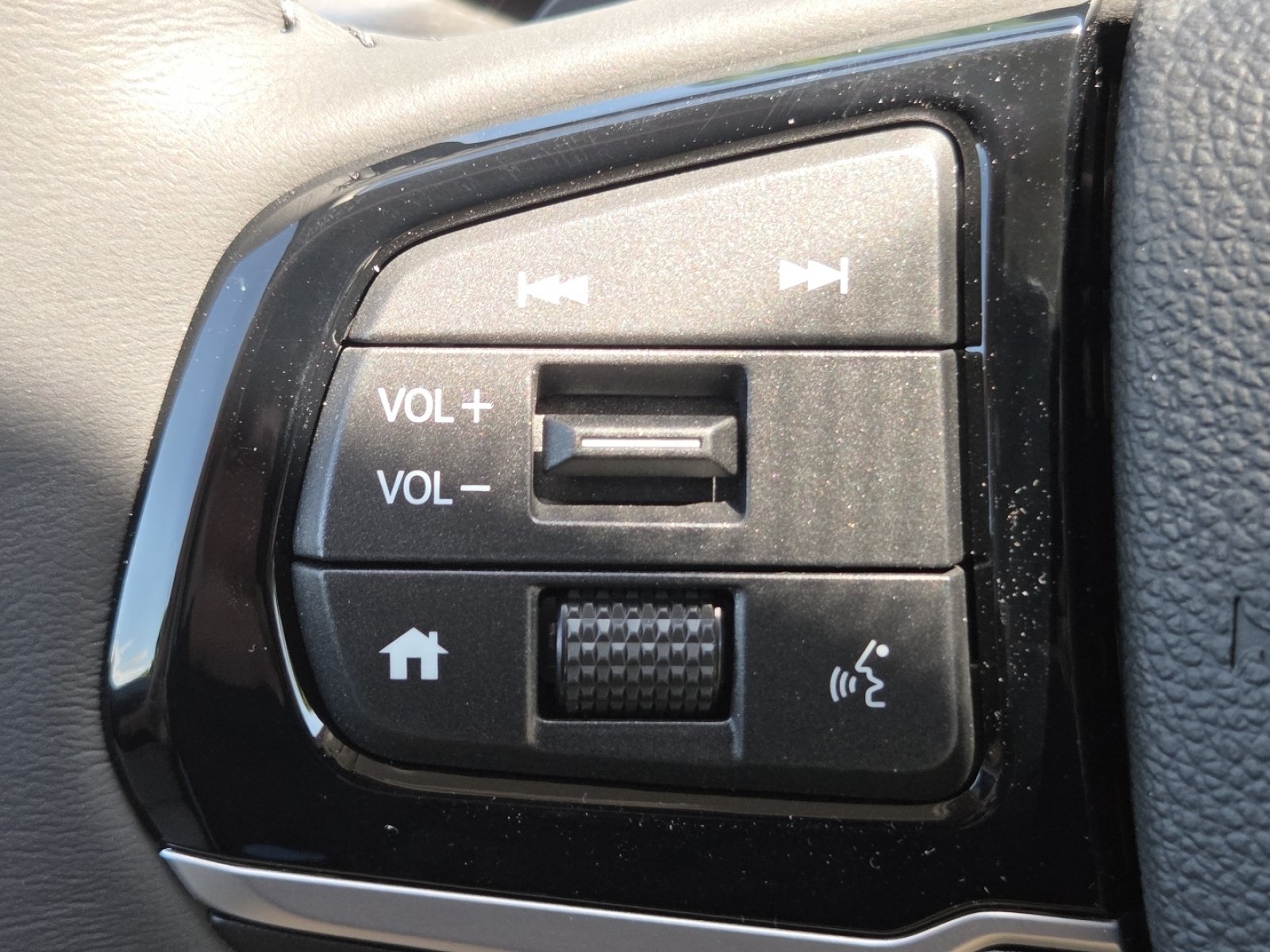 New 2026 Honda Odyssey Touring image 12