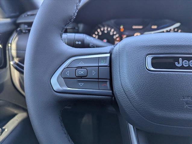 New 2026 Jeep Compass Latitude image 13