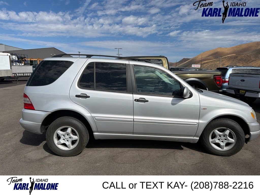 Used 2000 Mercedes-Benz ML 320 4MATIC image 3