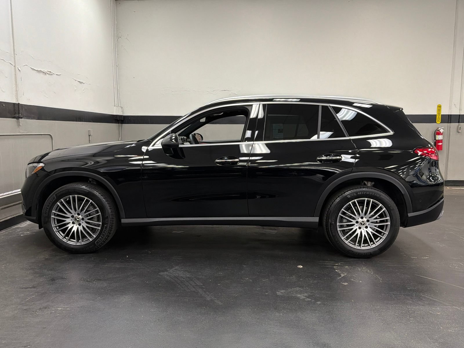 Certified 2026 Mercedes-Benz GLC 300 image 10