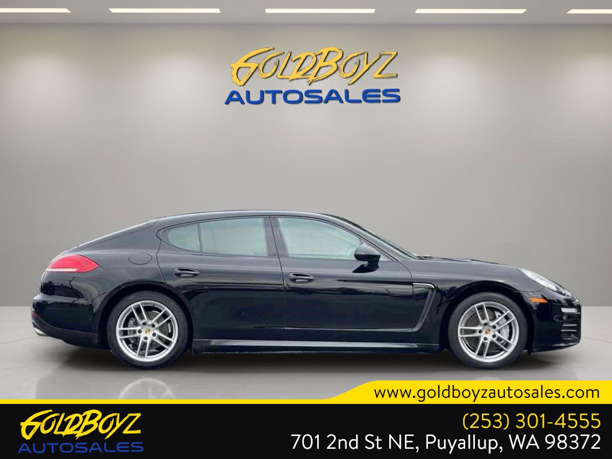Used 2016 Porsche Panamera 4 AWD/4WD image 3