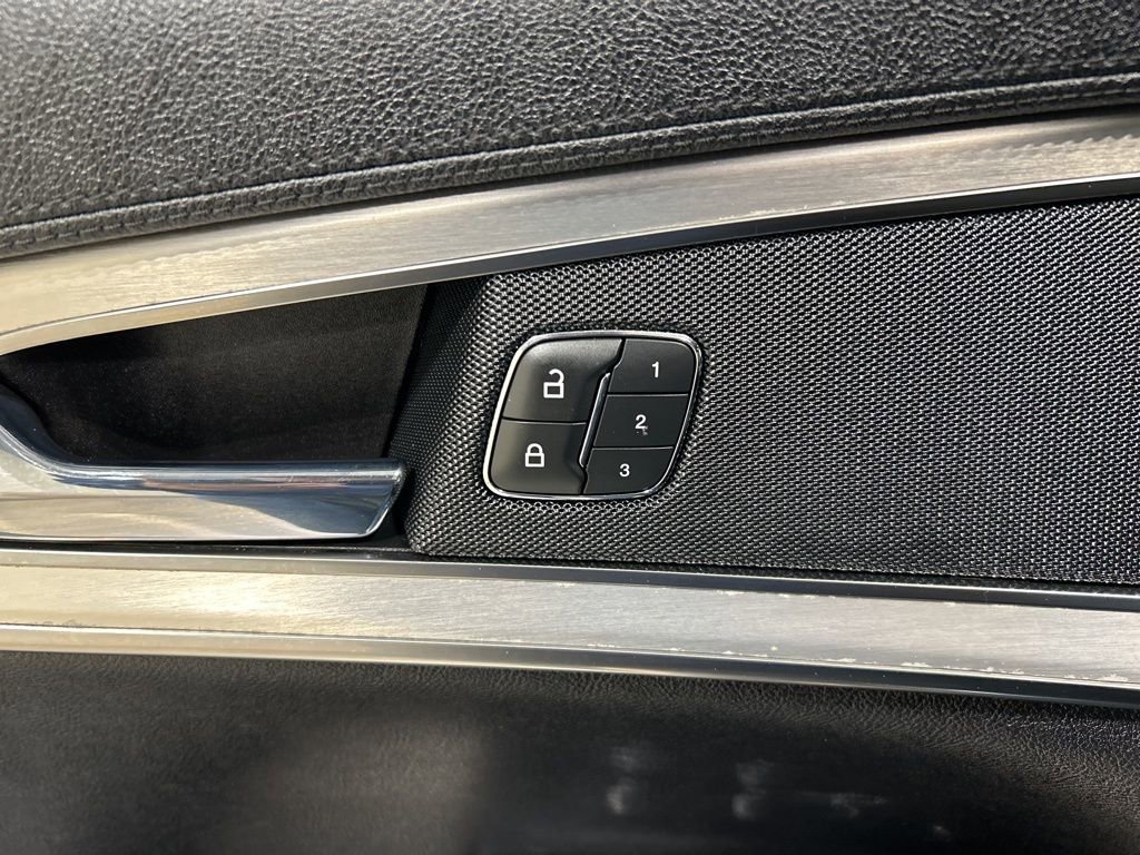 Used 2020 Lincoln Nautilus FWD w/ Equipment Group 101A image 13