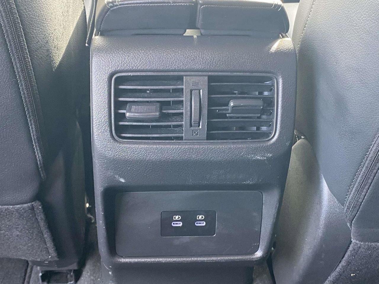 Used 2024 Nissan Rogue SL image 11