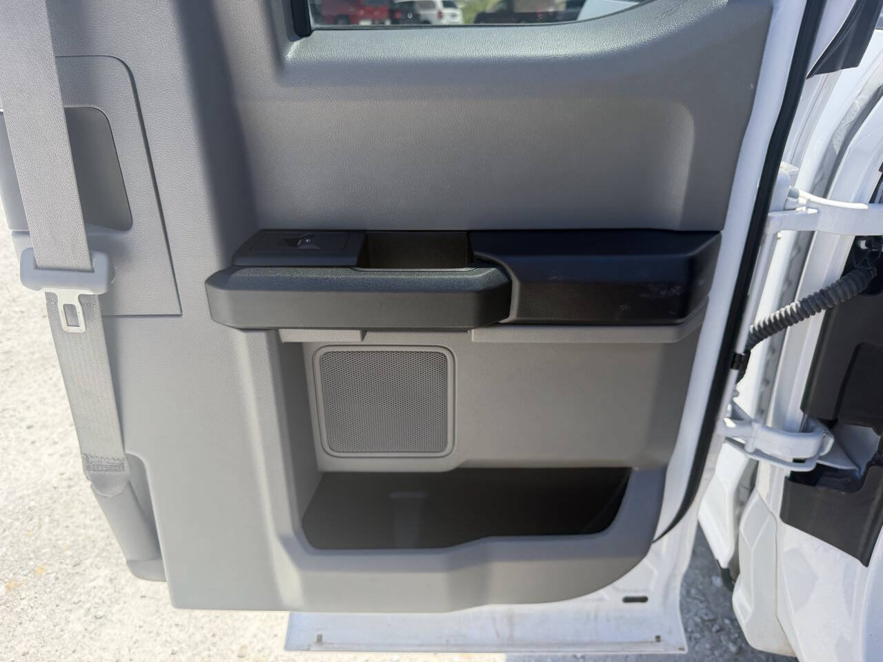 Used 2018 Ford F150 XL w/ Equipment Group 101A Mid AWD/4WD image 18