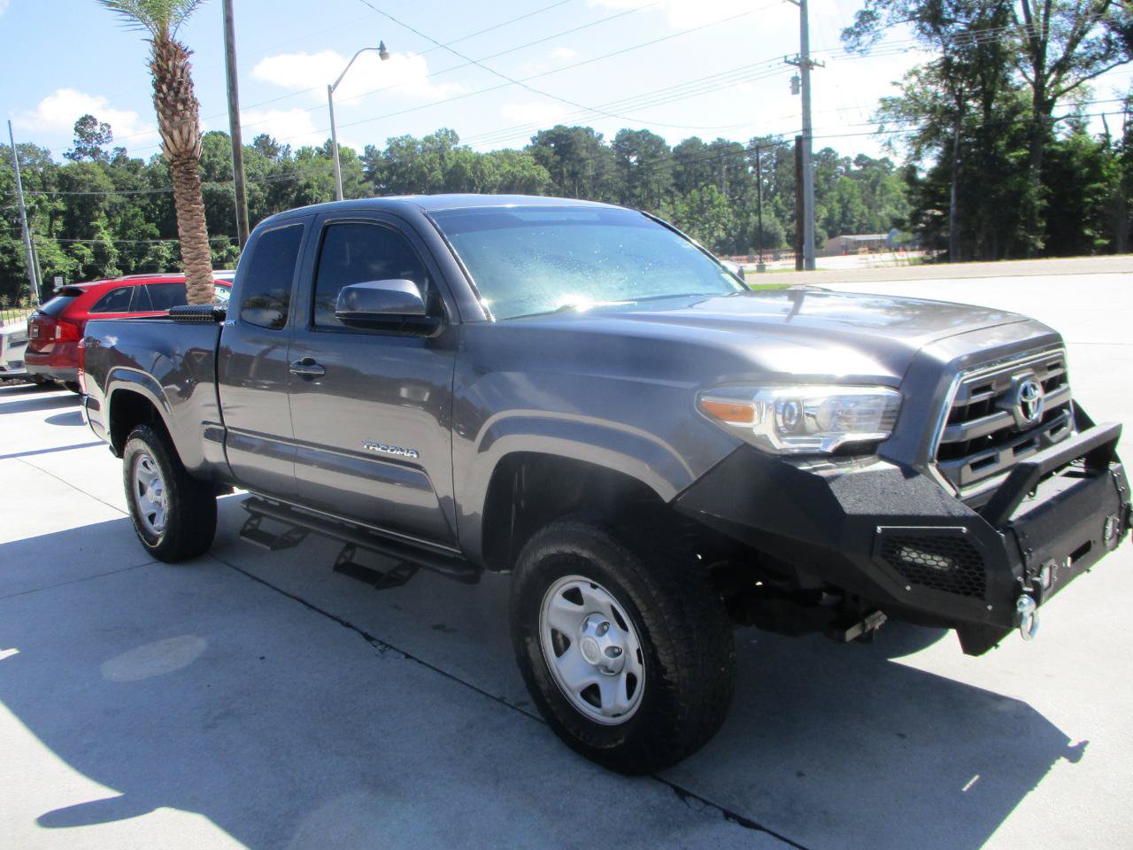 Used 2017 Toyota Tacoma SR5 AWD/4WD image 26