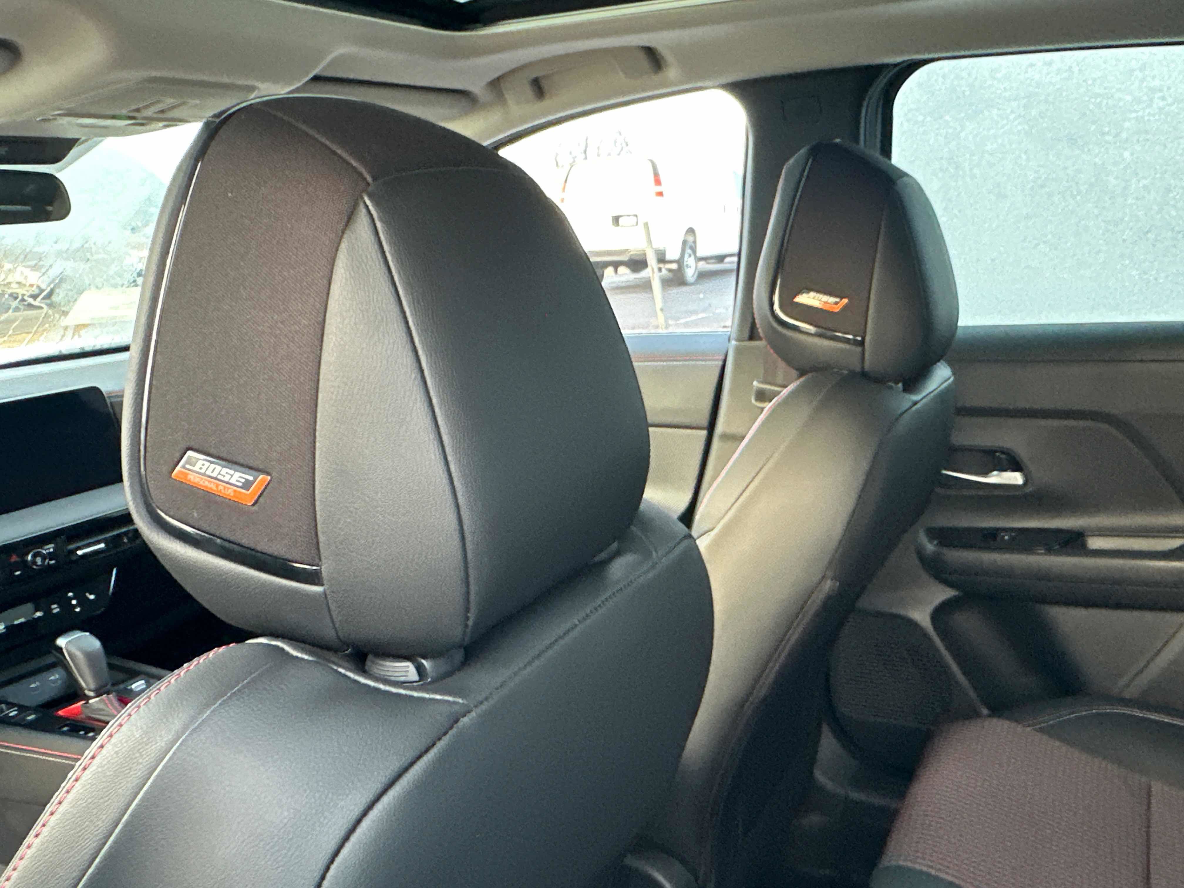 New 2026 Nissan Kicks SR w/ SR Premium Package image 28