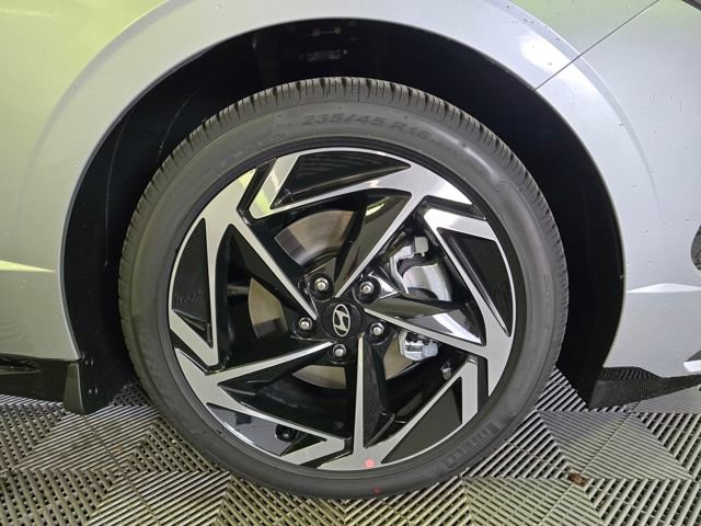 New 2026 Hyundai Sonata SEL image 3