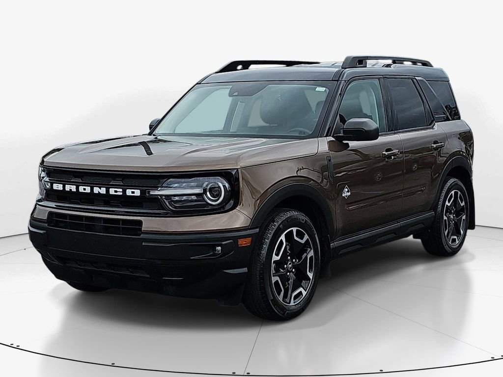 Used 2022 Ford Bronco Sport Outer Banks w/ Tech Package AWD/4WD image 11