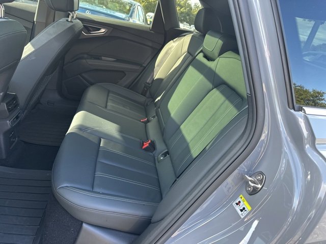 Used 2023 Audi Q4 e-tron Premium Plus image 20