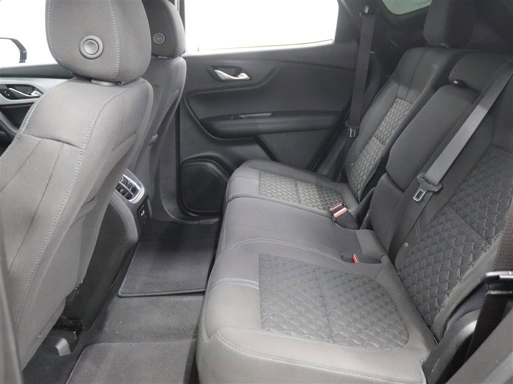 Used 2022 Chevrolet Blazer LT w/ Midnight/Sport Edition image 12