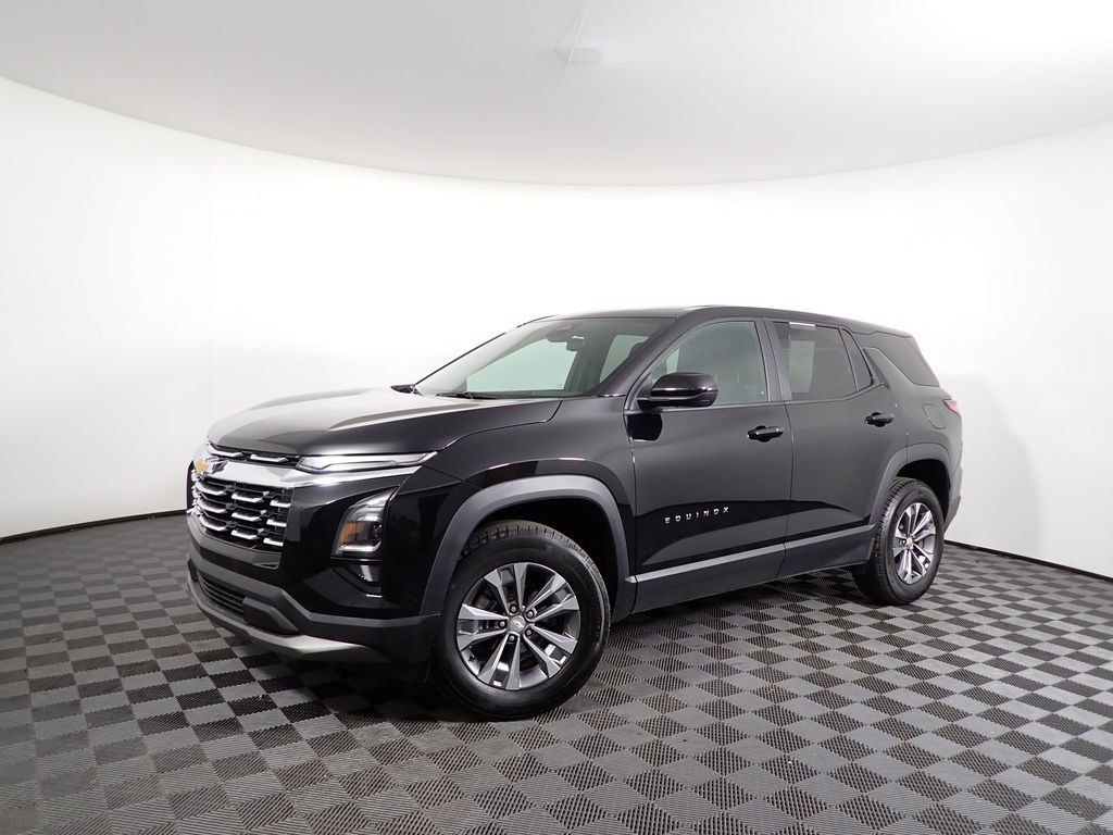 Used 2025 Chevrolet Equinox LT image 11