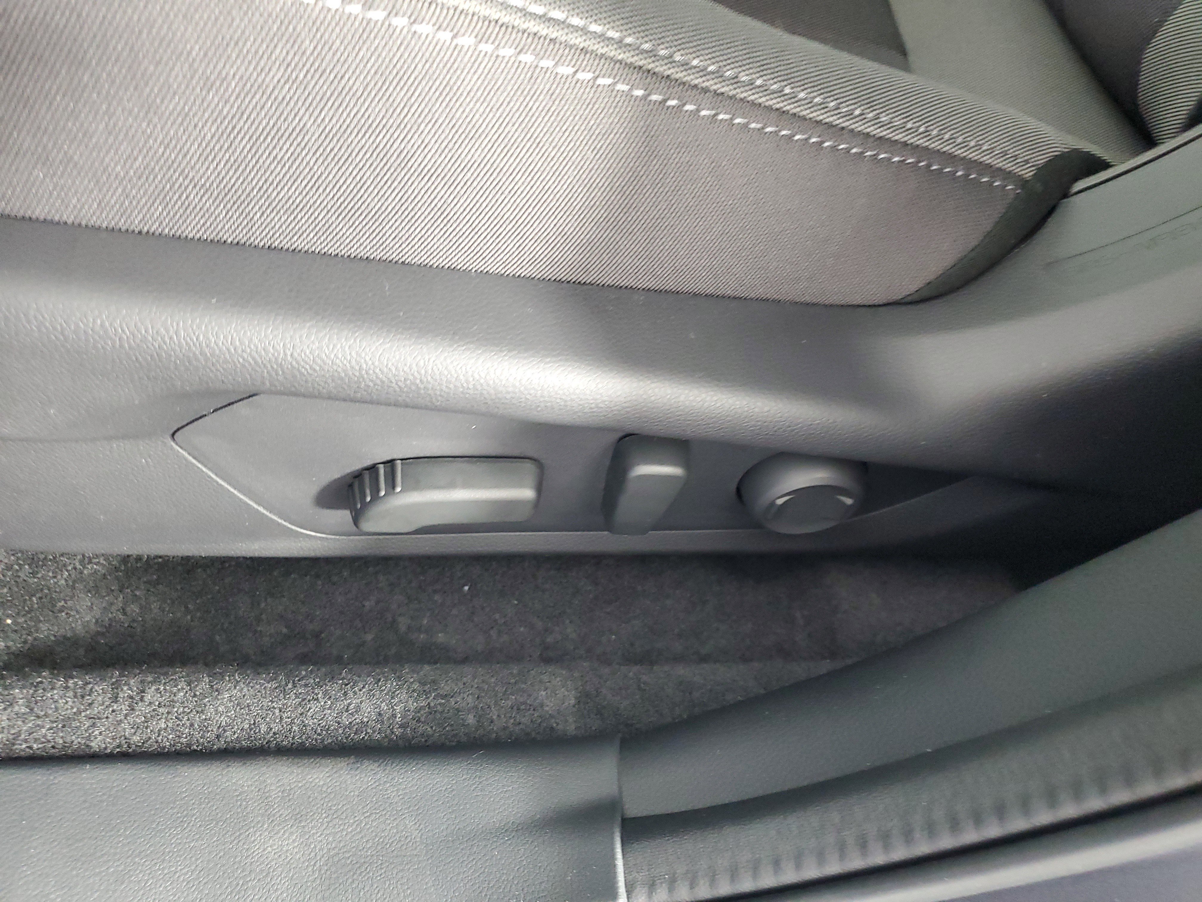 New 2026 Subaru Crosstrek 2.0i Premium image 31